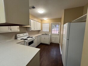 1246 Kings Mountain Ct in Columbus, GA - Building Photo - Building Photo