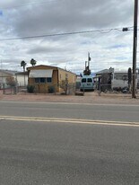 2092 Clearwater Dr in Bullhead City, AZ - Building Photo