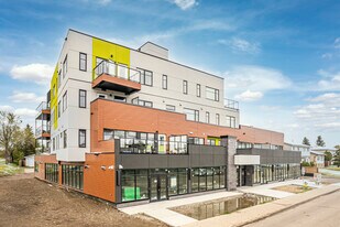 Bloc 23 in Edmonton, AB - Building Photo