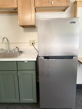 FAIRVIEW - AVAILABLE JULY 2024 in Bloomington, IN - Foto de edificio - Building Photo