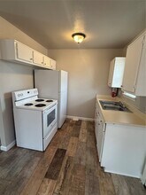 8713 Peachtree St in Houston, TX - Foto de edificio - Building Photo