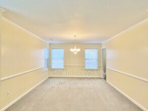 941 Willbrook Rd in Newport News, VA - Building Photo - Building Photo