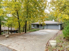 40 Sandwick Dr in Bella Vista, AR - Building Photo - Building Photo