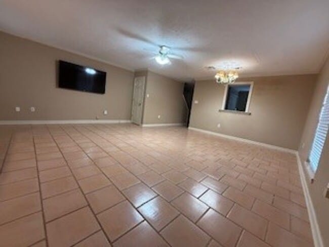 4 Laura Dr in Hammond, LA - Foto de edificio - Building Photo
