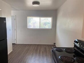 2596 Robin Rd in West Valley City, UT - Building Photo - Building Photo