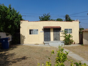 1037-1039 Waterloo St in Los Angeles, CA - Building Photo - Building Photo