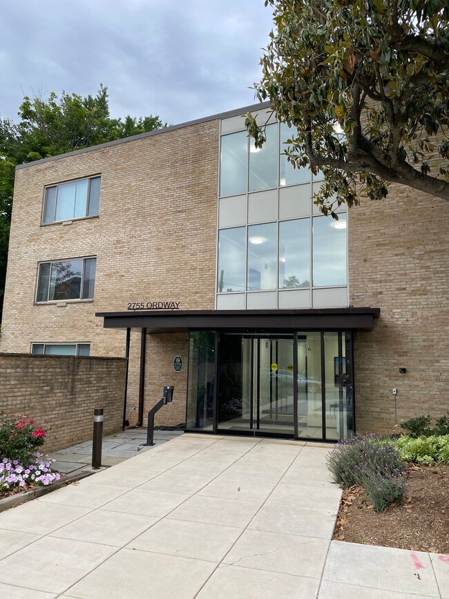 property at 2755 Ordway St NW