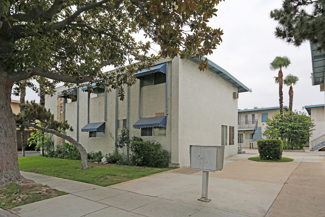 12592 Sunswept Ave in Garden Grove, CA - Building Photo