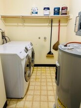 1914 Aspen Dr, Unit 1914 Aspen Dr Plainaboro in Plainsboro, NJ - Building Photo - Building Photo