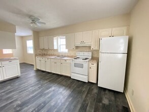 414 Plum St in Florence, AL - Building Photo - Building Photo