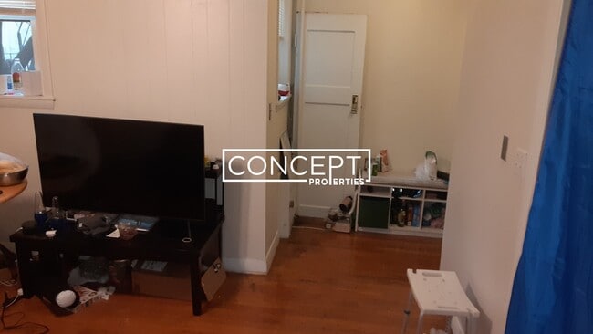 103 Gordon St, Unit 8 in Boston, MA - Foto de edificio - Building Photo