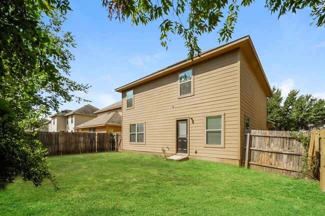 8822 Scarlett Pl in San Antonio, TX - Building Photo - Building Photo