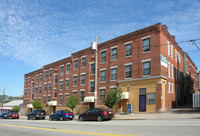 Liberty Point Apartments LP in Pittsburgh, PA - Building Photo - Building Photo