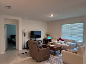 3756 Botanical Wy in Sanford, FL - Building Photo - Building Photo
