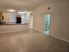 4729 NW 4th Terrace in Pompano Beach, FL - Foto de edificio - Building Photo