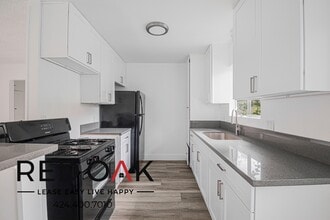 630 N Cerritos Ave in Azusa, CA - Foto de edificio - Building Photo