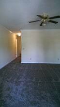 Brentwood in Florence, AL - Foto de edificio - Interior Photo