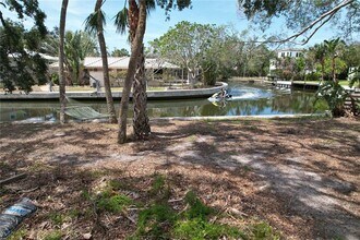 510 Givens St in Siesta Key, FL - Building Photo - Building Photo