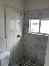 8307 NE Miami Ct in Miami, FL - Building Photo - Building Photo