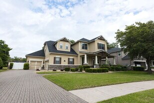 5335 Clapboard Creek Dr in Jacksonville, FL - Building Photo
