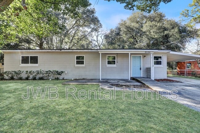 2338 Looking Glass Ln in Jacksonville, FL - Building Photo - Building Photo