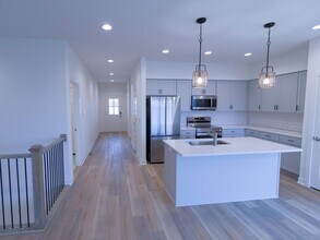 19638 W 200th St in Spring Hill, KS - Foto de edificio - Building Photo