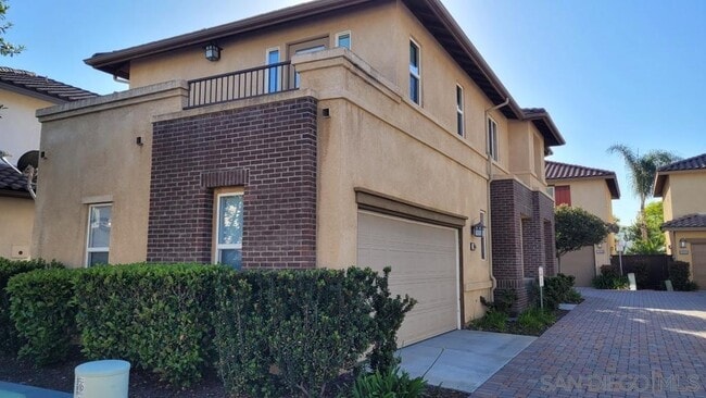 10554 Hollingsworth Way in San Diego, CA - Building Photo - Building Photo