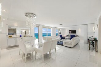 9511 Collins Ave in Surfside, FL - Building Photo - Building Photo