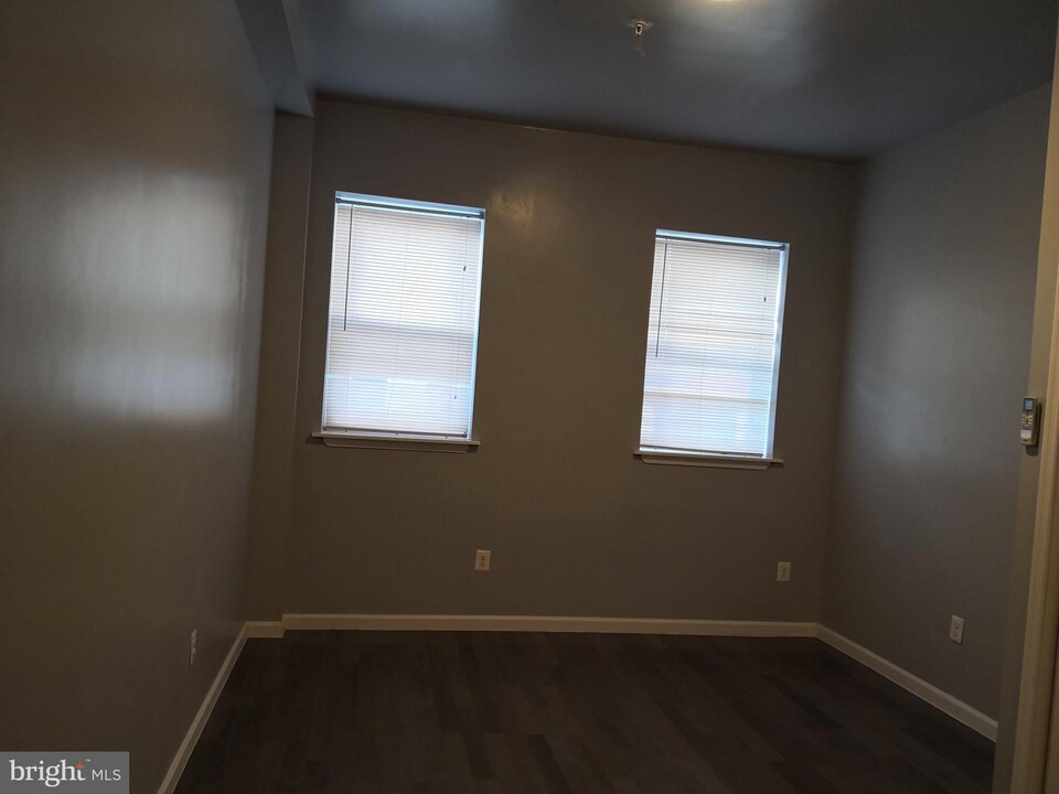 631 N 11th St-Unit -1F in Philadelphia, PA - Building Photo
