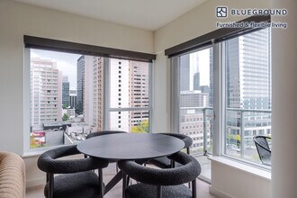 10301 NE 10th St in Bellevue, WA - Building Photo - Building Photo