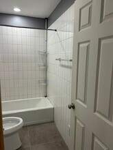 609 Linden Ave, Unit 3 in Hartford, WI - Foto de edificio - Building Photo