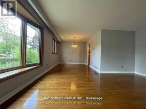 632 Ardleigh Crescent in Burlington, ON - Building Photo - Building Photo