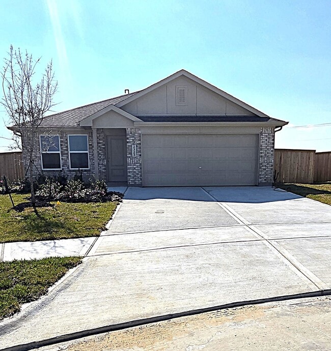 2323 Graycliff Estate Ln