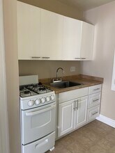 12606 Oxnard St in North Hollywood, CA - Building Photo - Building Photo