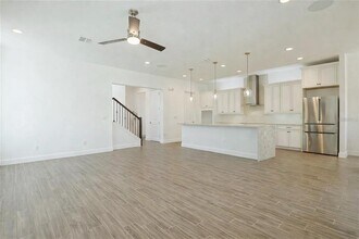 7038 Arnoldson St in Orlando, FL - Building Photo - Building Photo