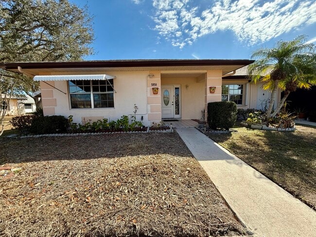 property at 5850 Summerfield Ct