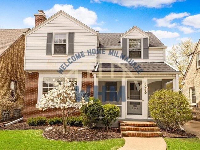 property at 5249 N Shoreland Ave