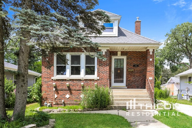 property at 508 S Wisconsin Ave