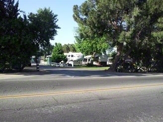 Westbrook Mobile Home Park in Fresno, CA - Foto de edificio