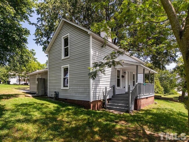 234 Hatch St in Burlington, NC - Building Photo - Building Photo