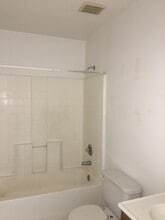 191 W State St, Unit #4 in El Centro, CA - Building Photo - Building Photo