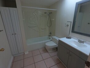 4063 Prescott St in Sarasota, FL - Foto de edificio - Building Photo