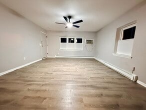 197 N Beverwyck Rd, Unit 1 in Lake Hiawatha, NJ - Building Photo - Building Photo