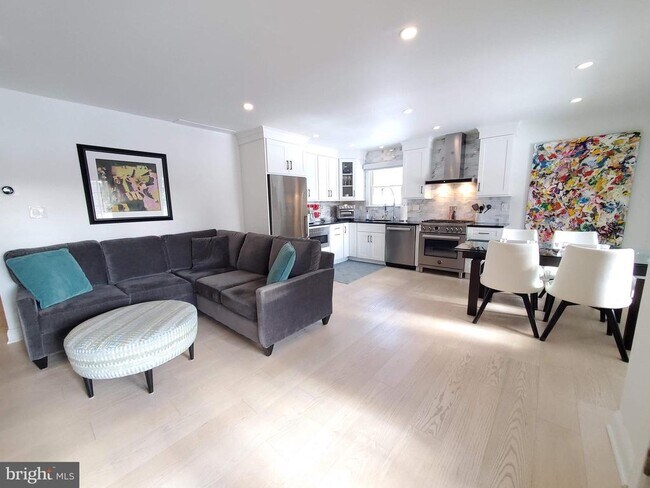 162 Tavistock Rd in Cherry Hill, NJ - Building Photo - Building Photo