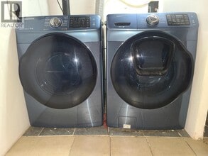 20324 Hampton St in Maple Ridge, BC - Building Photo - Building Photo