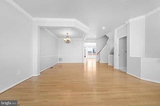 2631 Tarleton Corner Dr in Herndon, VA - Building Photo - Building Photo