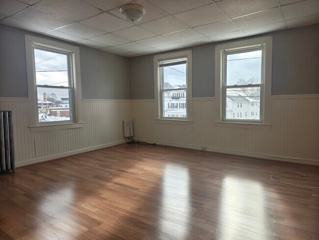 7 Congress St in Milford, MA - Building Photo - Building Photo