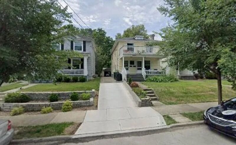 2889 Markbreit Ave in Cincinnati, OH - Building Photo