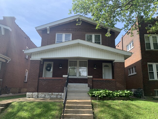 4922 Holly Hills Ave, Unit (1F) in St. Louis, MO - Building Photo - Building Photo