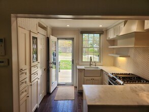 11 New St in Great River, NY - Building Photo - Building Photo